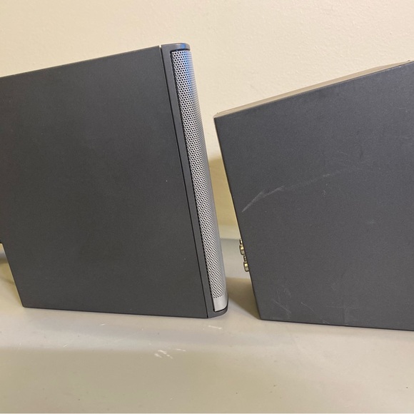 Bose Companion 2 Series II Computer Speakers - Picture 4 of 7